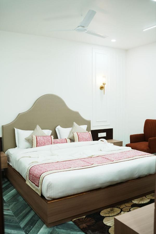 Anaya Retreat Hotel Varanasi Ngoại thất bức ảnh