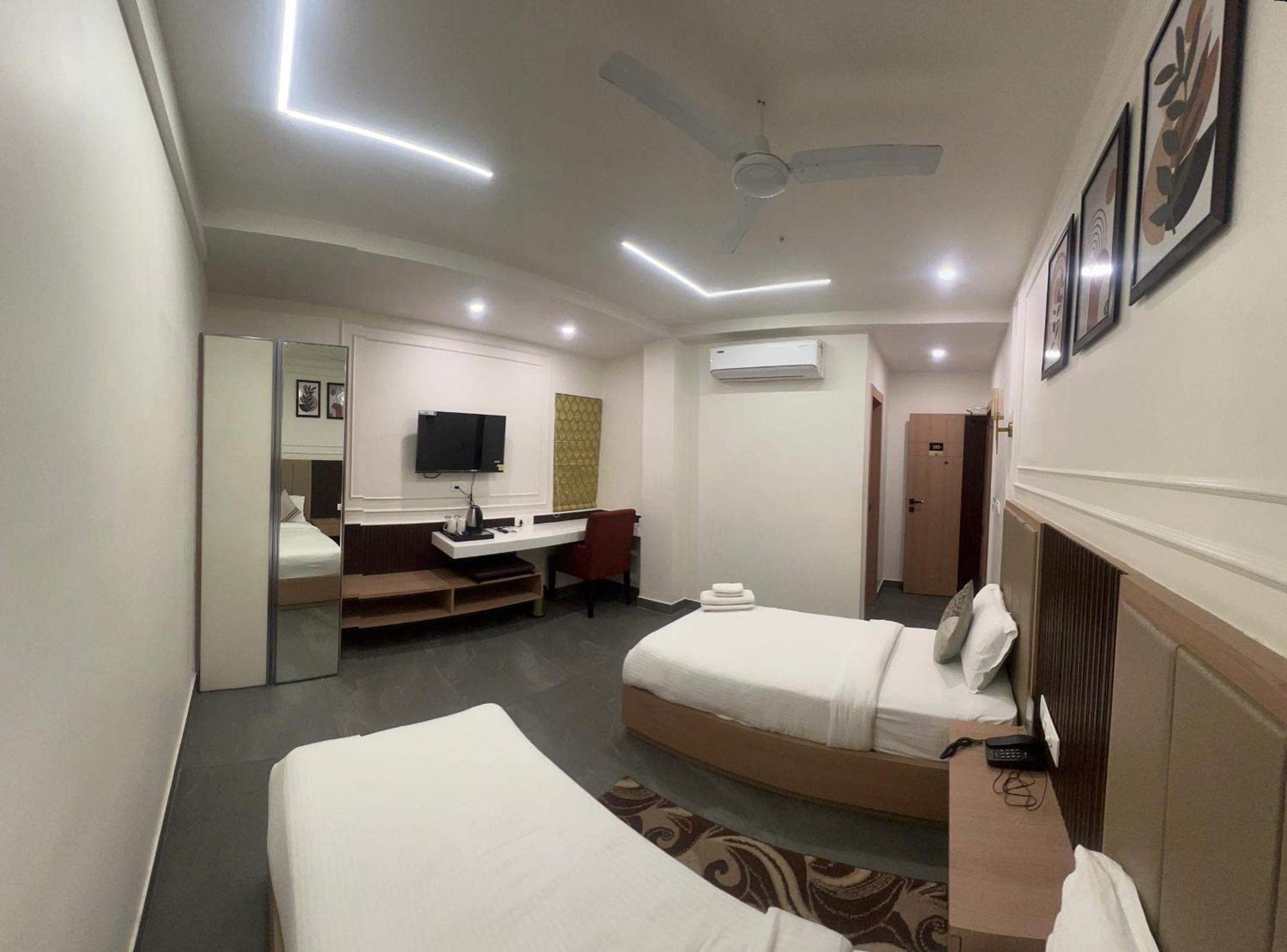 Anaya Retreat Hotel Varanasi Ngoại thất bức ảnh