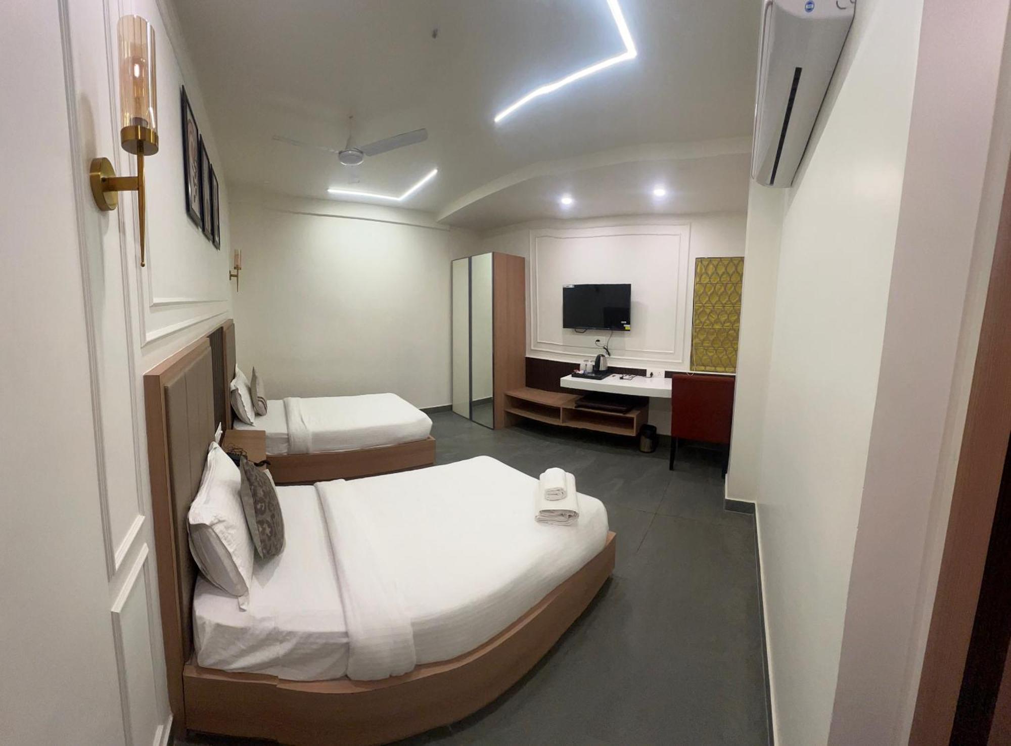 Anaya Retreat Hotel Varanasi Ngoại thất bức ảnh